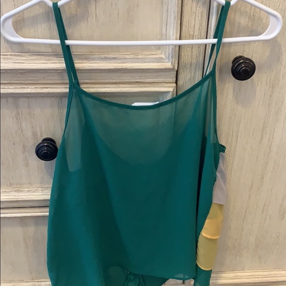 Lush tank top - Picture 2 of 3